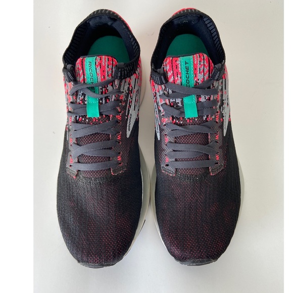 Brooks richochet running shoes black pink 9.5 - Picture 5 of 9